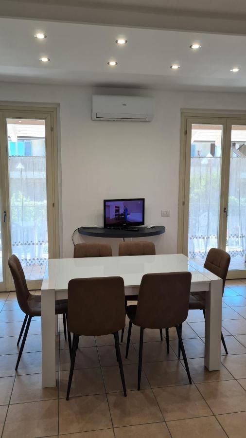 Appartamento Quadrivium Castelnuovo del Garda Dış mekan fotoğraf